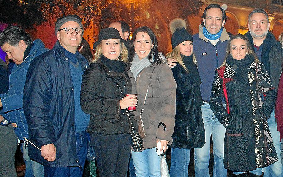 Animada y fría Revetla de Sant Sebastià