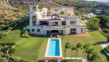 Baleares y Catalunya, los territorios con los impuestos m&aacute;s altos a las viviendas de lujo