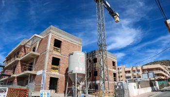 Viviendas en construcción en Ibiza.