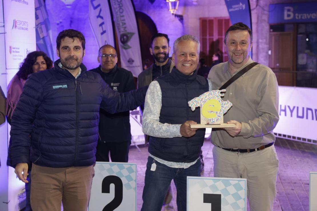 Joan Gibert junto a Carlos Carmona y Pedro Calero