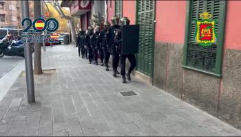 Polic&iacute;a Nacional