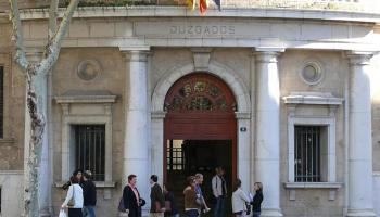 PALMA. JUZGADOS. El acusado reconoci&Atilde;&sup3; los hechos en los Juzgados de V&Atilde;&shy;a Alemania.