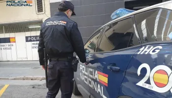 Dos mujeres intentan okupar un piso de Palma y roban un cuadro de 60.000 euros del pintor Joaquín Mir