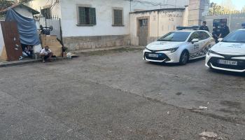 Los marginados que viven en las garitas se Son Busquets se declaran 'oficialmente' okupas: «Queremos los mismos derechos que ell