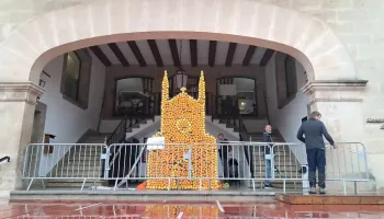 El Ajuntament de Sóller, vallado tras un aviso sobre el mal estado del alero