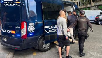 Tres hombres extorsionan a otro para que les entregue 50.000 euros tras culparle de una investigación por blanqueo de capitales