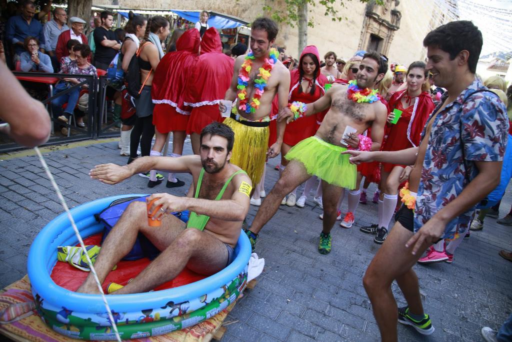 Fotogalería: Carrera en ropa en Bunyola