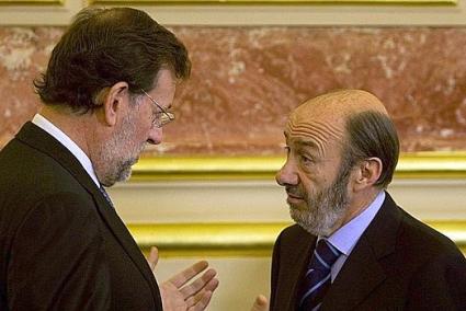 MADRID - MARIANO RAJOY HABLANDO CON ALFREDO PEREZ RUBALCABA