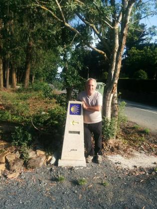 El sacerdote Jaume Alemany acompaña desde 2005 a doce presos de la cárcel de Palma a hacer el Camino de Santiago.