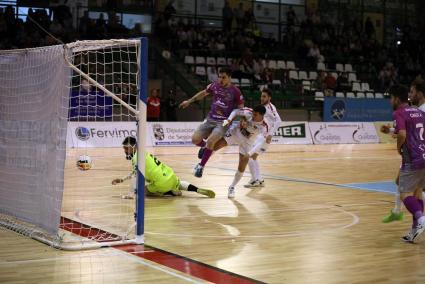 El Palma Futsal se impone en Segovia