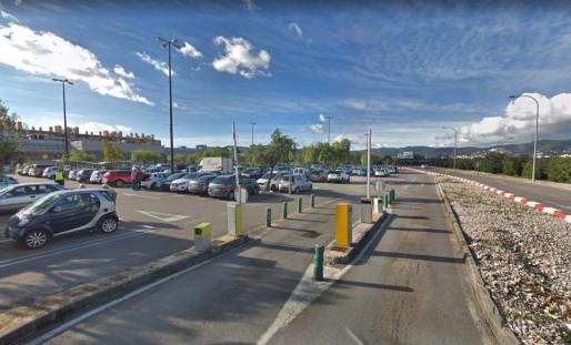 Imagen del aparcamiento de Carrefour de General Riera, en Palma.