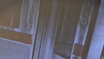 La &lsquo;zona cero&rsquo; del parking incendiado de sa Coma sigue precintada mientras algunos vecinos vuelven a sus casas