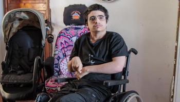 Nico Vinacua da voz al drama de la falta de vivienda adaptada para las personas con movilidad reducida en Palma.