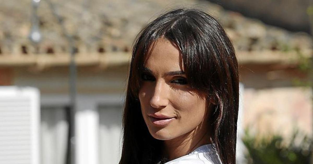 Lara Martorell, una de las actrices de 'Veneno' «La gente va a flipar»