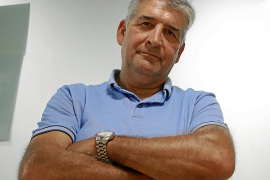 Miquel Àngel Vidal: «Las novelas ganan por puntos, pero los relatos por K.O.»