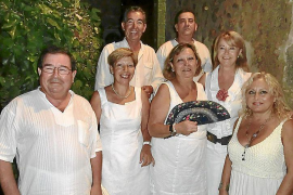 FIESTA DE BLANCO CASA DE ANDALUCIARAFAEL DEL REY