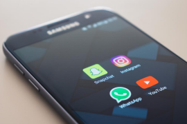 El Whatsapp viral de una madre en el primer día de bachillerato de su hija: «Piensa que empiezo 3º de primaria»