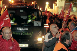 PALMA LOCAL PIQUETES EN SON PACS SALIDA CAMIONES EMAYA FOTO JOAN TOR