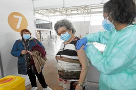 El revés de Janssen apenas afectará a la vacunación del grupo de 70 a 79 años en Baleares