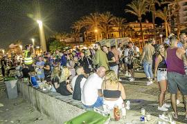 Cort reclama que los hoteles vigilen la entrada de alcohol para los botellones
