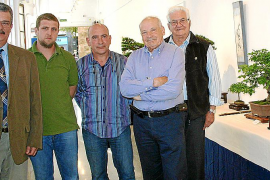 Inauguración de una exposición de bonsáis