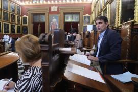 El regidor del PP Julio Martínez en una imagen de archivo del pleno de Cort