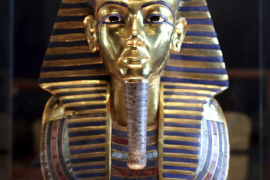 LA MÁSCARA DE TUTANKAMÓN SUFRE DAÑOS