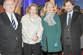 Premis Ramon Llull y Medalla d'Or de la Comunitat