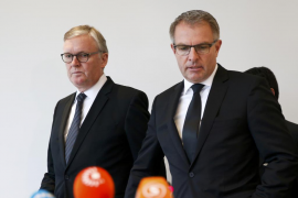 Los máximos dirigentes de las aerolíneas Lufthansa y Germanwings, ante los medios.