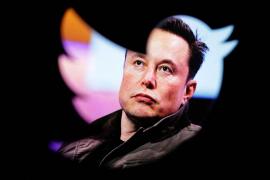 Musk desembarca en Twitter con asesores de Tesla mientras perfila despidos