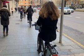 Tildan de «electoralista» la ayuda de 1 millón de euros para patinetes y bicis