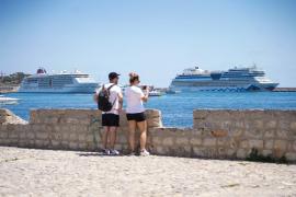 Salvamento Marítimo evacúa en helicóptero hasta Palma a un pasajero de un crucero