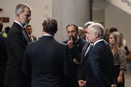 El Rey Felipe VI en el XXVI Congreso Nacional de la Empresa Familiar en el Palacio Euskalduna de Bilbao, junto con el Lehendakar