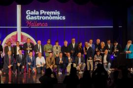 Esteban Mercer, entre amigos