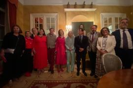 Esteban Mercer, entre amigos