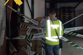 Sucesos.- La Guardia Civil requisa 32.496 pilas falsificadas en Alcañiz (Teruel), la mayor incautación de Aragón