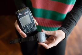 Catalunya probará las pulseras de geolocalización como alternativa a la prisión preventiva