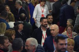 Bielsa forma un equipo de trabajo ante su posible candidatura a liderar el PSPV