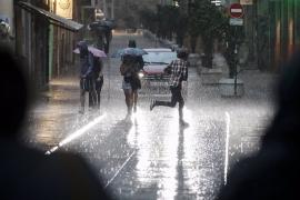 El viernes termina con lluvias generalizadas en Valencia y zonas de Alicante, con tormentas dispersas en l'Alt Vinalopó