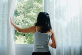 Cómo limpiar rieles de ventanas y puertas correderas en menos de 5 minutos