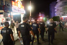 Punta Ballena es uno de los lugares donde Policía Nacional y Guardia Civil han actuado en numerosas ocasiones por el incivismo de los turistas.