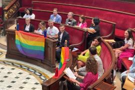 Valencia.- La oposición exige disculpas a Catalá por la bandera LGTBI y el PP muestra "respeto" al colectivo