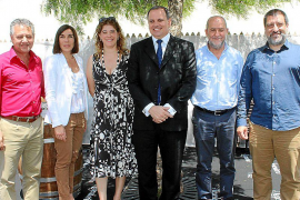 Plaza de la Habana en Festival Park
