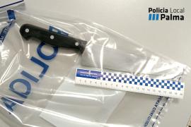 Detenido por amenazar con un cuchillo al dueño de un bar en Palma: «Te voy a trocear»