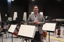 El maestro Pablo Mielgo, director titular de la Orquestra Simfònica.