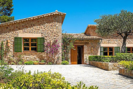 Richard Branson abre los chalets de Son Bunyola al turismo vacacional