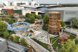 Zaragoza.- Puerto Venecia, Bed's y Fundación Down se unen para cumplir sueños en el Día de la Felicidad