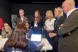 'The Wave' Hackaton 2025 plantea retos empresariales a un centenar de participantes para captar talento aragonés