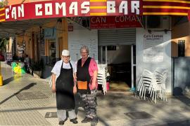 El emblemático bar Can Comas cierra una etapa tras tres décadas
