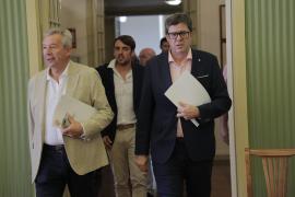 Dimite Josep Aloy, director general de Turismo del Govern